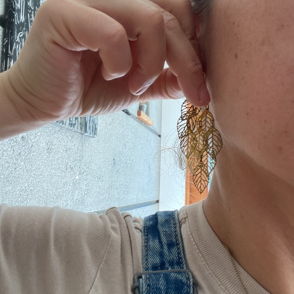 Feather earrings - Picture 4 of 7